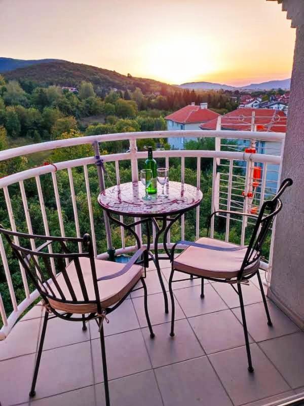 Sky Apartman Соко Баня Екстериор снимка