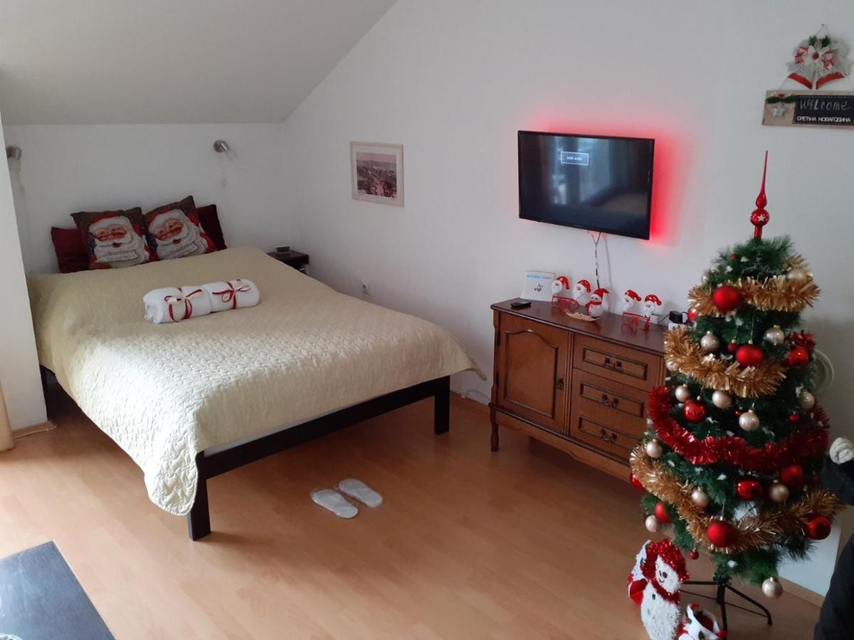Sky Apartman Соко Баня Екстериор снимка